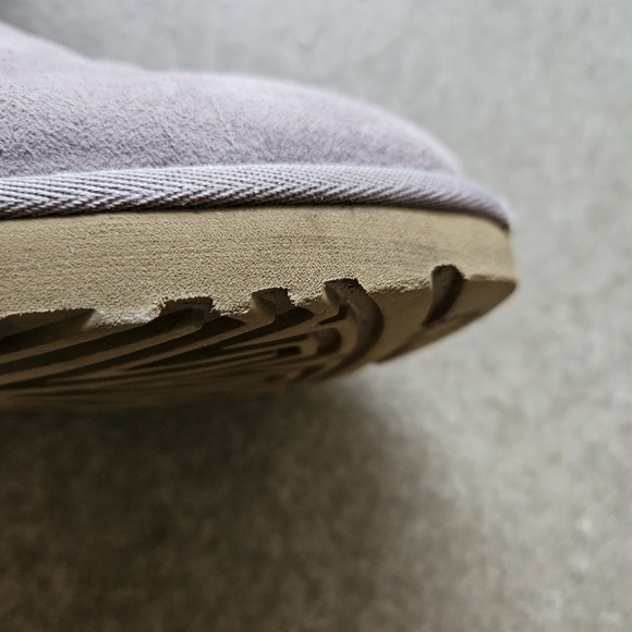🌟 AUTHENTIC ✨️ UGG Classic Short Boot (Lilac Purple) 👢 Size 7 ❤️ - Picture 13 of 14